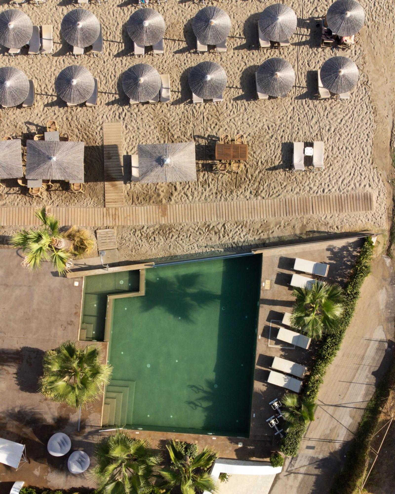 Vergina Beach Hotel Agia Marina  Bagian luar foto